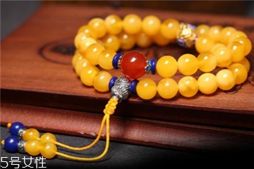 蜜蠟手串怎么保養(yǎng)？蜜蠟手串保養(yǎng)法則