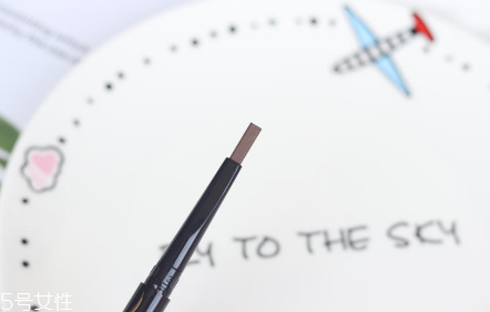 zeesea眉筆怎么樣？zeesea眉筆好上色嗎？