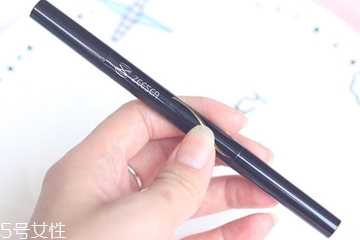 zeesea眉筆怎么樣？zeesea眉筆好上色嗎？