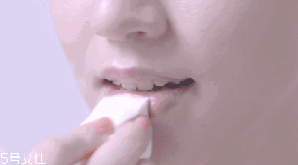 口紅的正確涂法 口紅的正確涂抹方式 口紅的正確涂法 口紅的正確涂抹方式