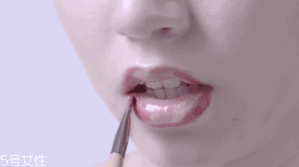 口紅的正確涂法 口紅的正確涂抹方式 口紅的正確涂法 口紅的正確涂抹方式