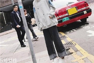 褲子要翻過(guò)來(lái)洗嗎？褲子為什么翻過(guò)來(lái)洗？