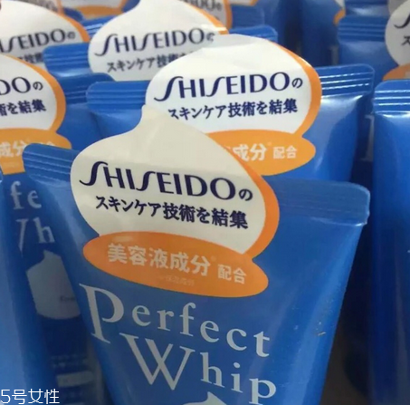 皂基洗面奶是堿性的嗎？皂基洗面奶是堿性還是酸性？