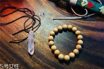 崖柏手串可以用水洗嗎？崖柏手串水洗有影響嗎？