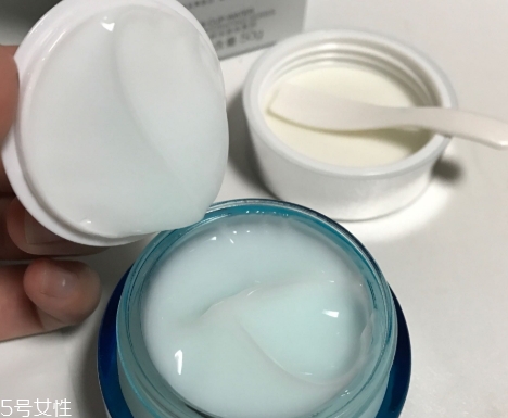 溫碧泉和一葉子哪個(gè)好？溫碧泉和一葉子哪個(gè)檔次高