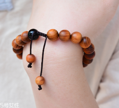 崖柏手串真假識(shí)別方法 崖柏手串真假怎么看？