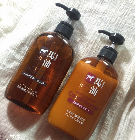 馬油洗發(fā)水防脫發(fā)嗎？馬油洗發(fā)水有防脫發(fā)功效嗎？