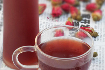 玫瑰水怎么做？自制玫瑰水