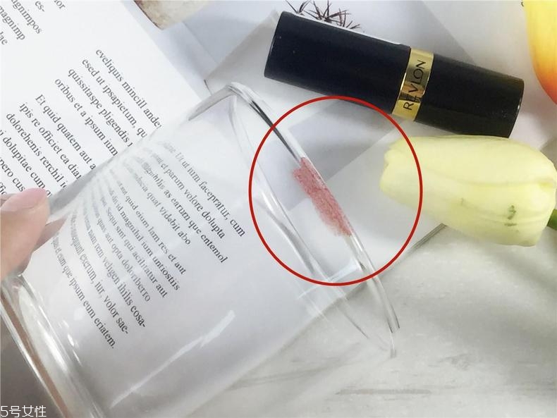 露華濃525是什么色？露華濃525適合黃皮嗎？