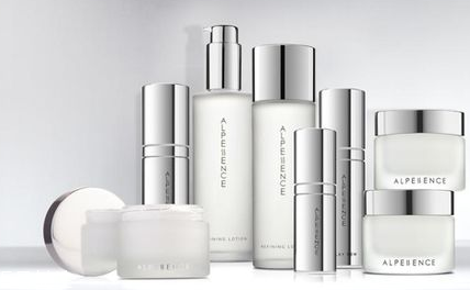 夏天出汗怎么補(bǔ)妝？夏天出汗教科書般補(bǔ)妝步驟