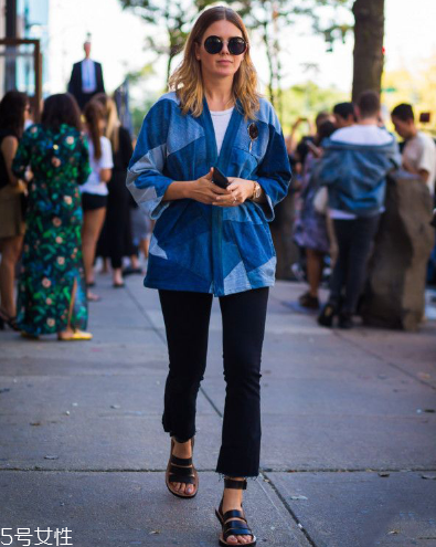 褲子屁股發(fā)亮怎么辦？褲子后面磨亮了怎么處理？