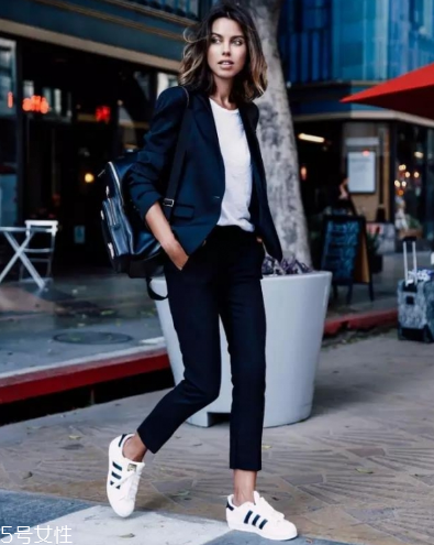 褲子上的油漆怎么洗掉？褲子沾上油漆怎么辦？