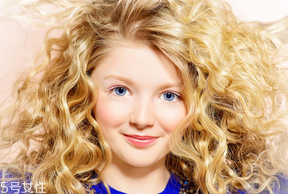 燙發(fā)后脫發(fā)怎么辦？燙發(fā)后脫發(fā)會恢復么？