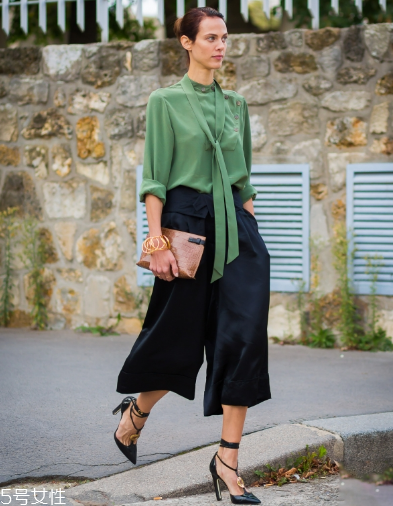 褲子上的墨水怎么洗掉？褲子沾上墨水怎么清洗？