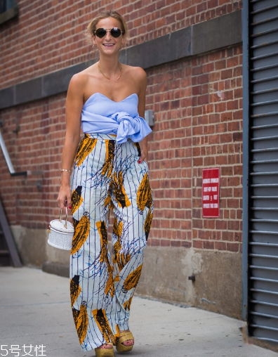 褲子發(fā)霉還能穿嗎？發(fā)霉的褲子要扔掉嗎？