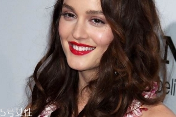 燙發(fā)會(huì)過(guò)敏嗎？燙發(fā)過(guò)敏有哪些癥狀？