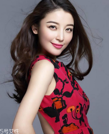 燙發(fā)會(huì)過(guò)敏嗎？燙發(fā)過(guò)敏有哪些癥狀？