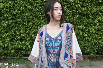 平胸女生夏天穿什么？平胸也能穿出高級(jí)感