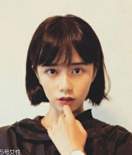 清純短發(fā)發(fā)型女2022 人見(jiàn)人愛(ài)的清純系短發(fā) 清純短發(fā)發(fā)型女2022 人見(jiàn)人愛(ài)的清純系短發(fā)