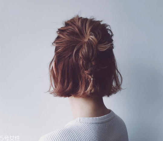 鮑伯頭發(fā)型怎么打理好看？鮑伯頭的5種打理方法