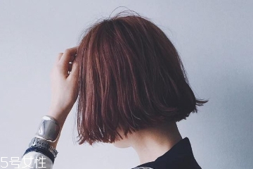 鮑伯頭發(fā)型怎么打理好看？鮑伯頭的5種打理方法
