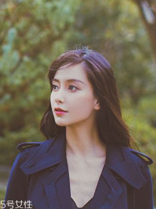 燙發(fā)顯老氣嗎？教你如何燙發(fā)不顯老