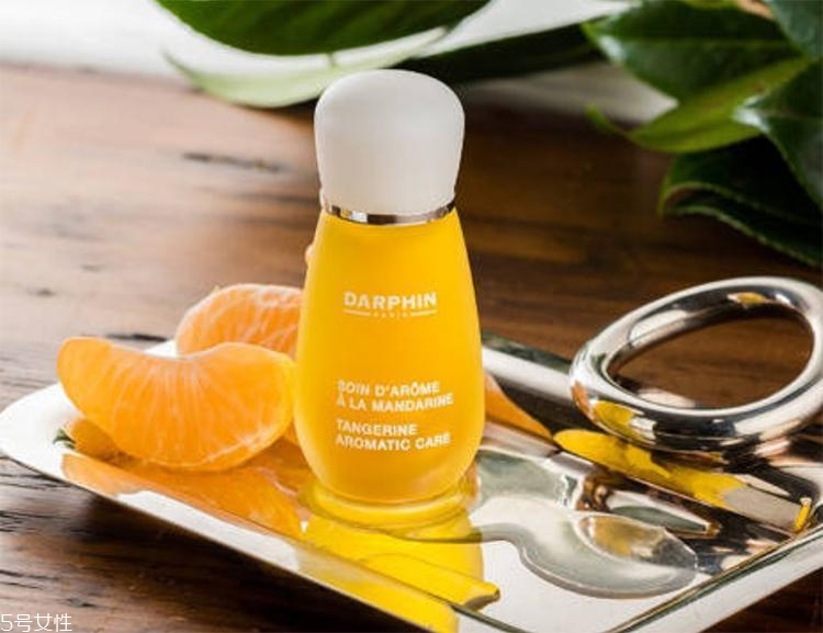 精華液有必要用嗎？精華液有什么作用和功效？