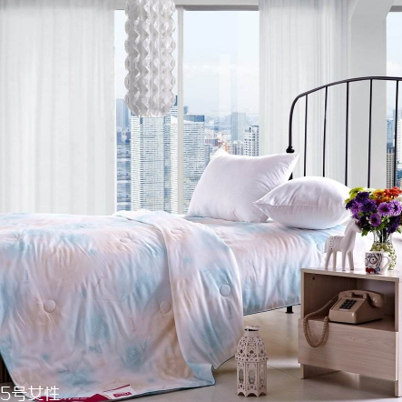 空調(diào)被多久洗一次？要看是什么季節(jié)