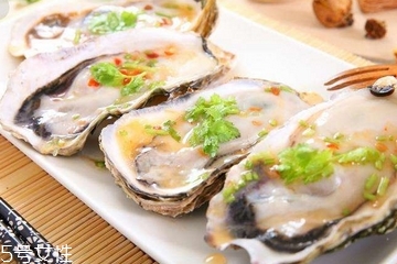 生蠔沒熟吃了會怎么樣？沒熟的生蠔吃了有什么后果