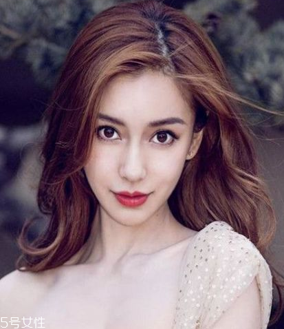 染發(fā)是干發(fā)還是濕發(fā)？關(guān)于染發(fā)的小問題