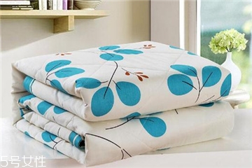 空調(diào)被發(fā)黃怎么辦？教你幾招瞬間洗白