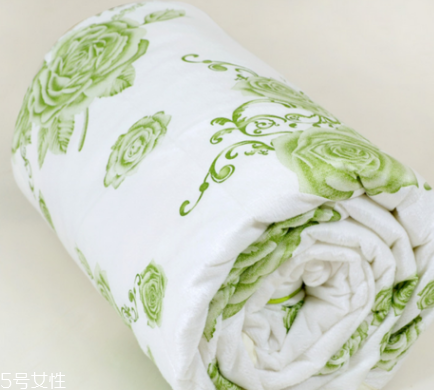 空調(diào)被一般幾斤重？不同填充物重量不同