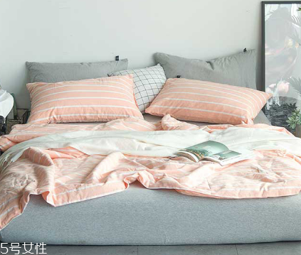 空調(diào)被上有血怎么處理？清理血漬小妙招