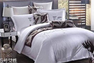 空調(diào)被上有血怎么處理？清理血漬小妙招