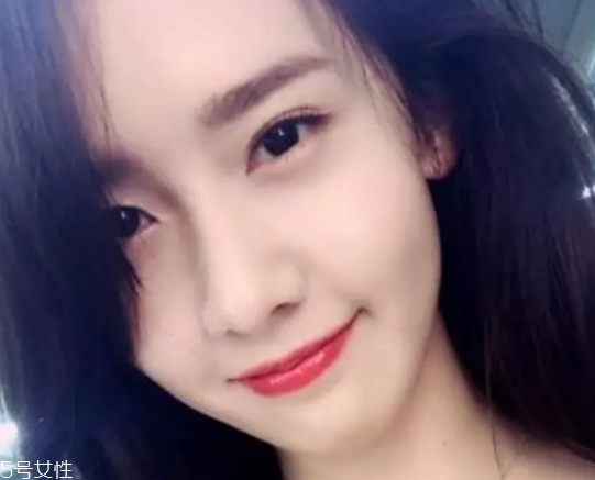 下眼影顯臟怎么辦？下眼影怎么畫不突兀？