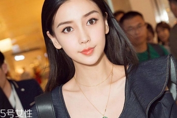 染發(fā)染到皮膚怎么清洗？這樣處理就對了