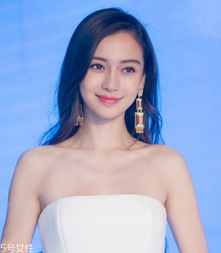 染發(fā)粉色怎么調(diào)出來(lái)？粉色發(fā)色這樣調(diào)