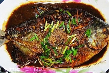 鳊魚和羅非魚的區(qū)別 鳊魚和羅非魚的區(qū)別