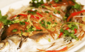 鳊魚和鯽魚哪個好 鳊魚和鯽魚的區(qū)別 鳊魚和鯽魚哪個好 鳊魚和鯽魚的區(qū)別