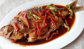 鳊魚和什么搭配最好吃 鳊魚和什么搭配最好吃