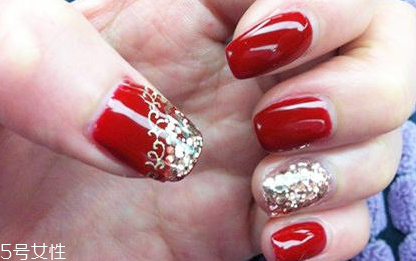 甲油膠裂開什么原因 2個因素了解下 甲油膠裂開什么原因 2個因素了解下