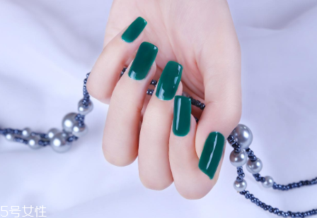 甲油膠變色了怎么處理 2個(gè)方法恢復(fù)原樣 甲油膠變色了怎么處理 2個(gè)方法恢復(fù)原樣