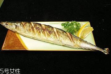 鳊魚和草魚哪個(gè)刺少 草魚刺少 鳊魚和草魚哪個(gè)刺少 草魚刺少