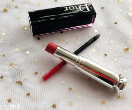 迪奧740適合什么女生 薄涂厚涂是不同氣質(zhì)哦 迪奧740適合什么女生 薄涂厚涂是不同氣質(zhì)哦