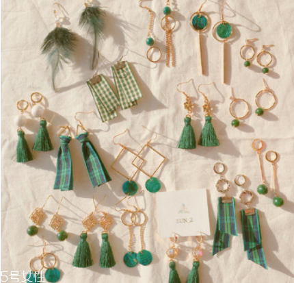 圓臉如何變成瓜子臉 教你瘦臉的正確打開方式 圓臉如何變成瓜子臉 教你瘦臉的正確打開方式