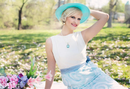 夏天度假穿什么好 清新度假風(fēng)來襲 夏天度假穿什么好 清新度假風(fēng)來襲