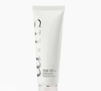 油皮長痘用什么洗面奶 油皮護臉指南快收好