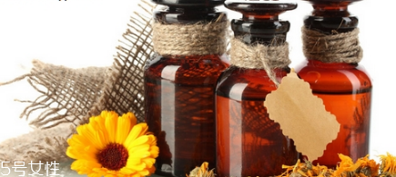 薰衣草精油白天可以用嗎 注意這些精油不能白天用 薰衣草精油白天可以用嗎 注意這些精油不能白天用