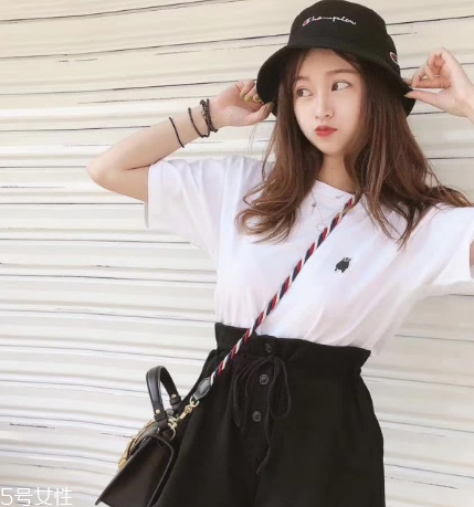 champion冠軍漁夫帽正品多少錢(qián) 這個(gè)價(jià)位才是正品 champion冠軍漁夫帽正品多少錢(qián) 這個(gè)價(jià)位才是正品