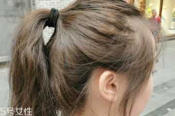 黑茶色染發(fā)劑怎么調 在家染發(fā)3步走